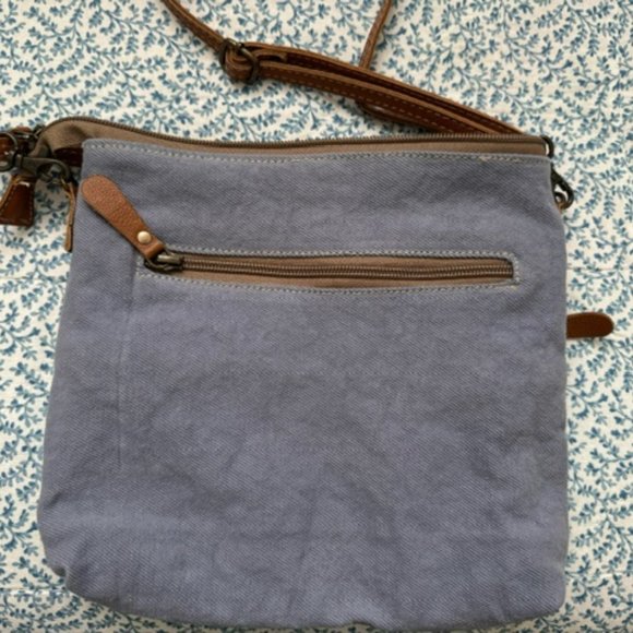 Blue, White and Tan crossbody Myra Bag - Picture 4 of 6